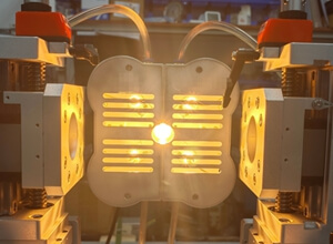 “專精特新企業(yè)”朗普光電—16 年深耕特種光源，賦能科研紅外線加熱全場景需求